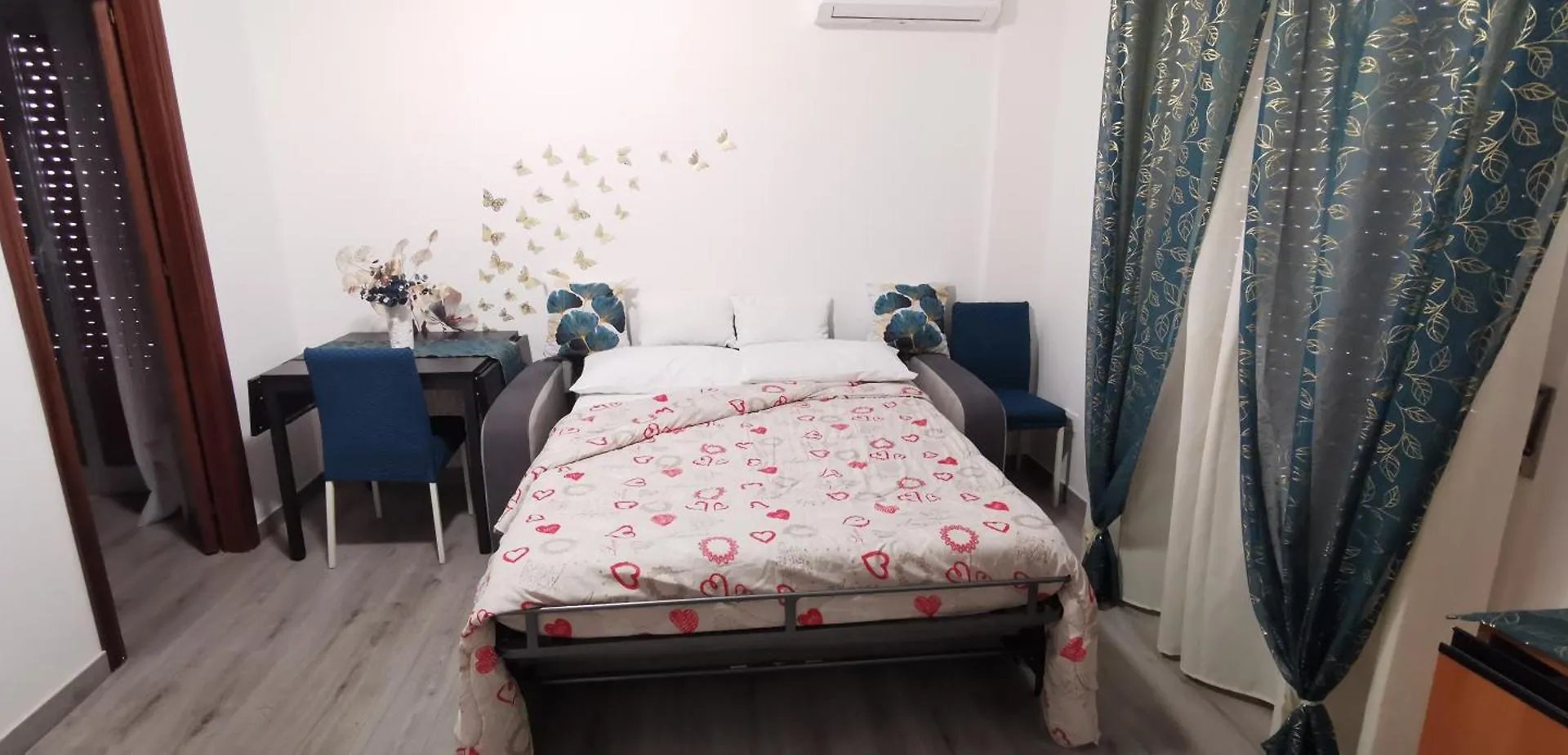 Casa Vacanze Samelia Altavilla Milicia Apartment